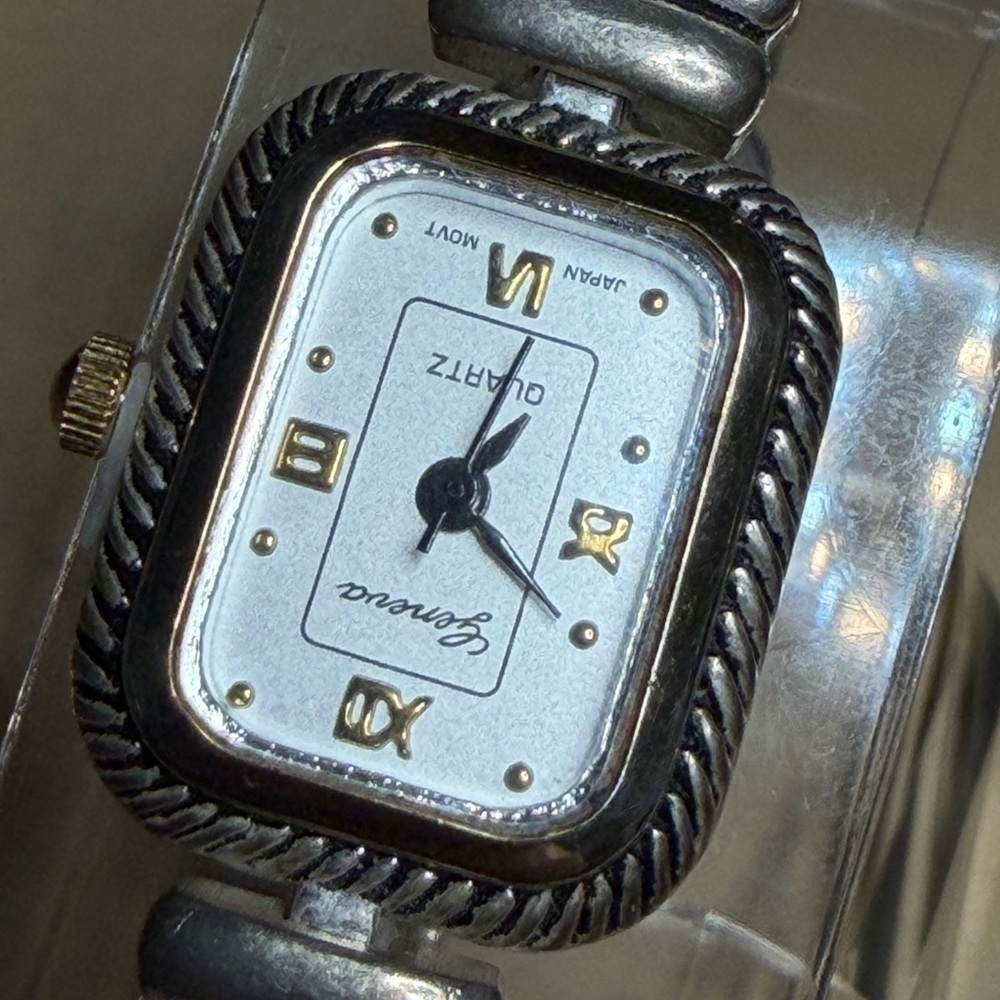 Vintage Geneva Silver and Gold Women's Watch - Picture 2 of 11